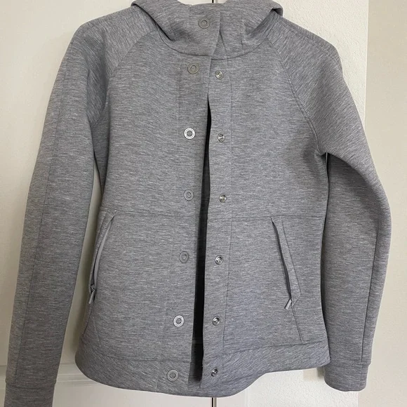 North Face Jacket - Picture 1 of 4